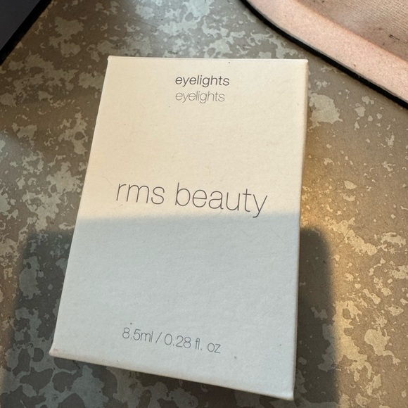RMS Beauty Eyelights Cream Eyeshadow in SPARK brand New - Picture 7 of 7